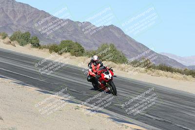 media/Dec-04-2025-Racers Edge (Thu) [[5ebc9f124d]]/3-B Group/7-Session 4 (Turn 10 Inside)/